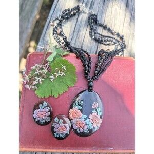 80s Floral Shell Necklace & Earrings, Vintage Beachy Necklace Set
